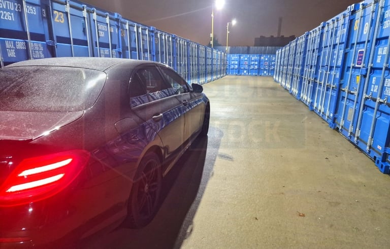 Self Storage Container Unit To Rent For Business & Personal Use - Birmingham - UStore ULock