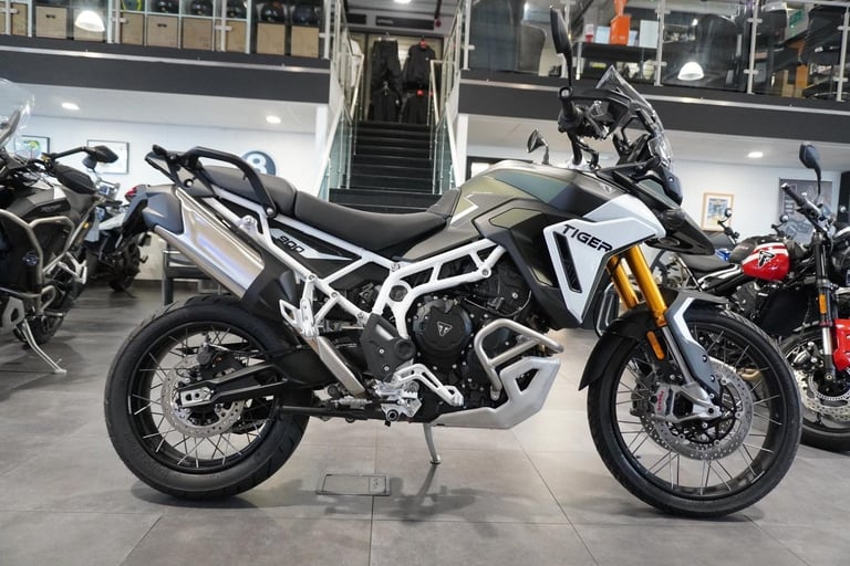 image for Triumph Tiger 900 Rally Pro, 2025, Matt Khaki Green. IN STOCK NOW