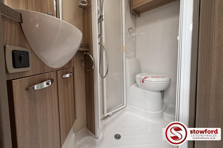 2014, Bessacarr E564, Pre-Owned Motorhome