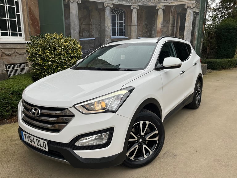 Hyundai, SANTA FE,Auto,tow bar, white, 4WD, FSH, new wheels, MOT & service! No advisory’s, 2014, 4X4