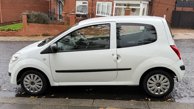 Renault, TWINGO, Hatchback, 2010, Manual, 1149 (cc), 3 doors