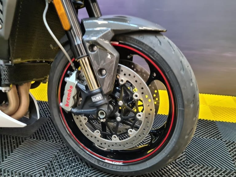 Triumph Speed Triple RS 1050 White 2018