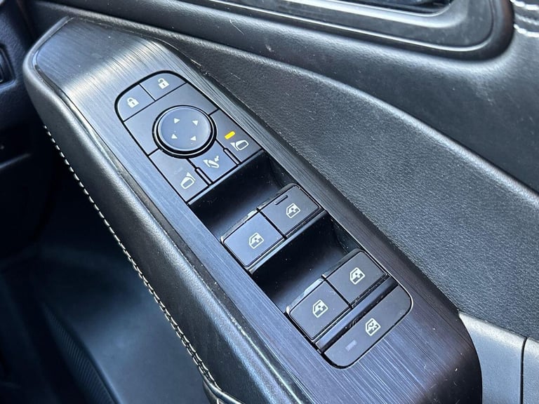 2023 Nissan Qashqai 1.3 DIG-T MHEV N-Connecta SUV 5dr Petrol Hybrid XTRON Euro 6 (s/s) (158 ps) S...