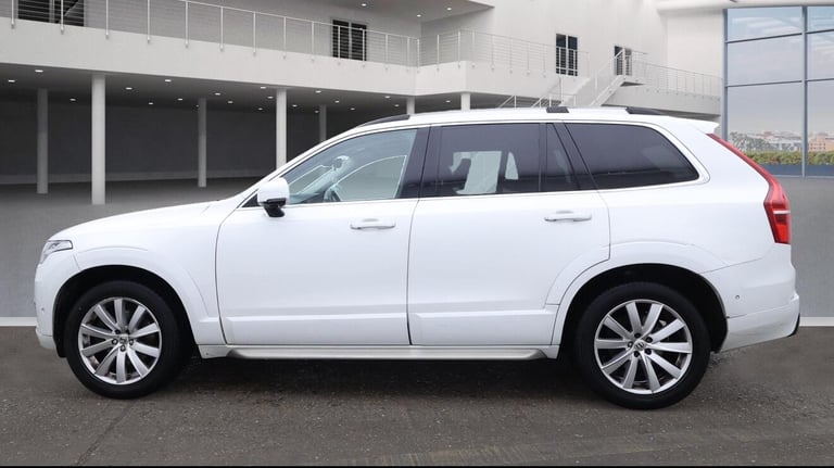 2015 Volvo XC90 2.0 D5 Momentum 5dr AWD Geartronic ESTATE DIESEL Automatic