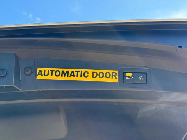 TOYOTA COROLLA 2.0 VVT-h Trek Touring Sports CVT Euro 6 (s/s) 5dr 2022