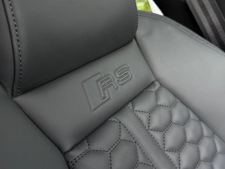  Audi RS3 2.5 TFSI Carbon Black Sportback 5dr Petrol S Tronic quattro Euro 6 (s/s) (4 Petrol Auto...