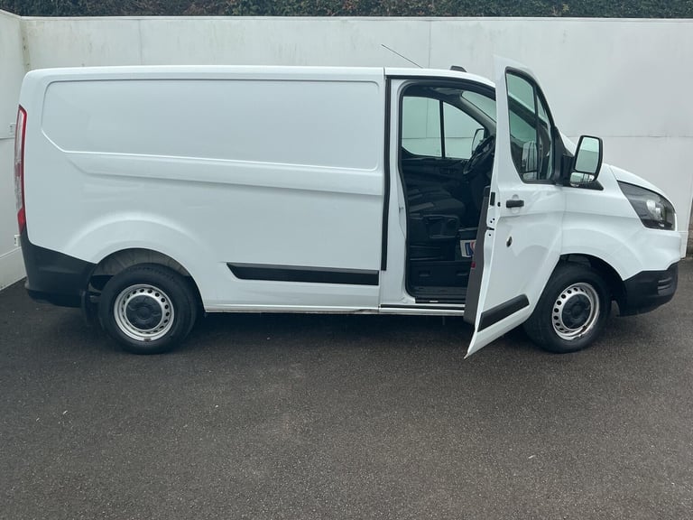 2021 Ford Transit Custom 2.0 EcoBlue 105ps Low Roof Leader Van PANEL VAN DIESEL Manual