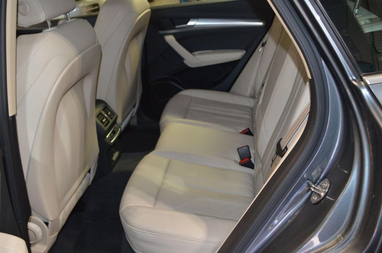 AUDI Q5 2.0 TDI 40 Sport S Tronic quattro Euro 6 (s/s) 5dr 2019