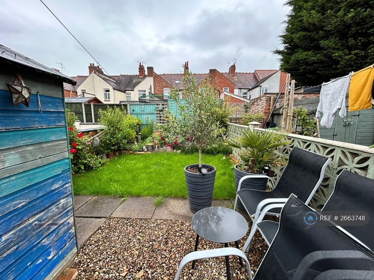1 bedroom flat in Bracebridge Street, Nuneaton, CV11 (1 bed) (#2663748)