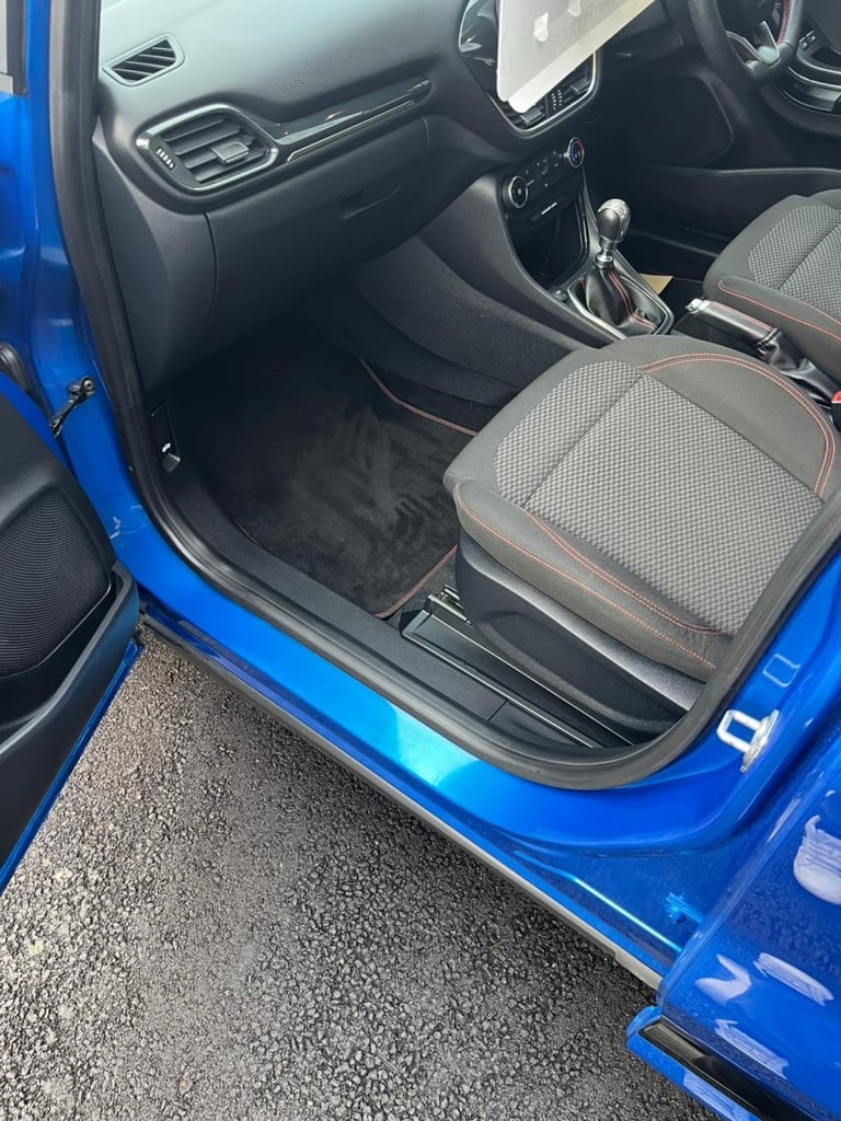 FORD PUMA 1.0 Puma ST-Line 5 Door 1.0L EcoBoost 125PS mHEV 6 Speed Manual 2022