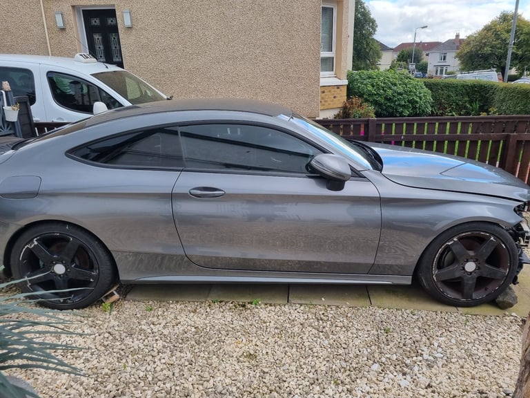Mercedes Original AMG 19" Alloy wheels