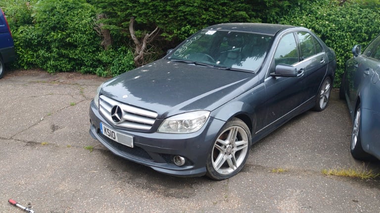 image for Mercedes-Benz C-class C250 w204 breaking