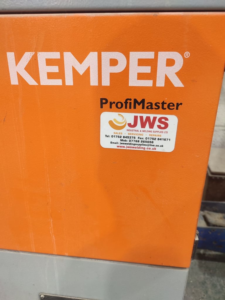 Welding fume extraction unit 