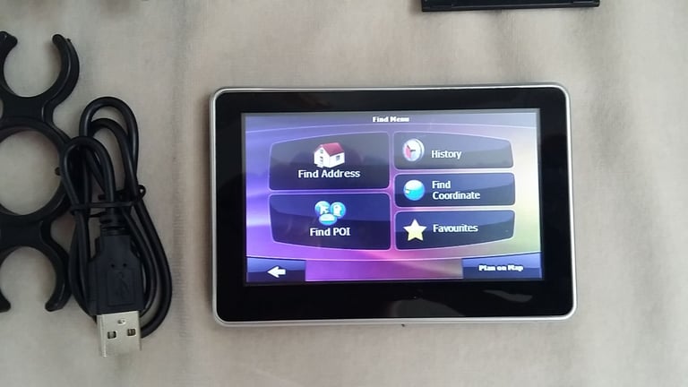 Car Satellite Navigation System with UK & European Maps