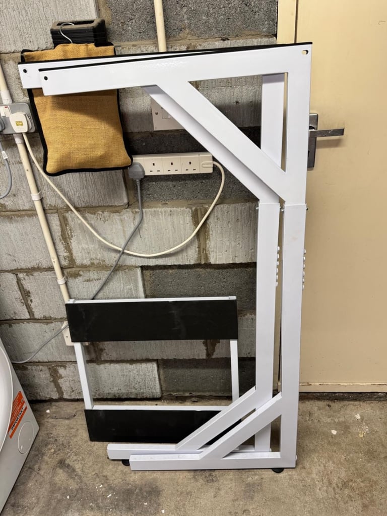 Dryerstand - Top Loading Universal Washing Machine and Dryer Stacking Kit