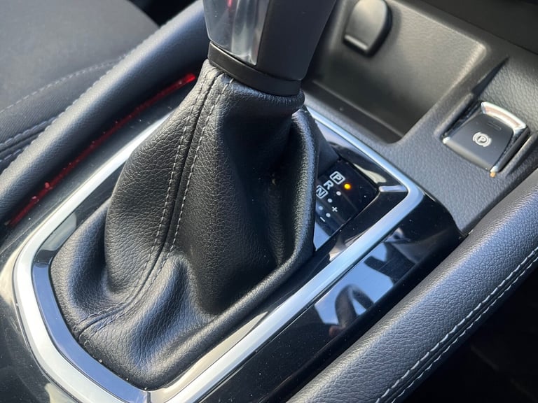 2018 Nissan Qashqai 1.3 DiG-T 160 N-Connecta 5dr DCT HATCHBACK PETROL Automatic