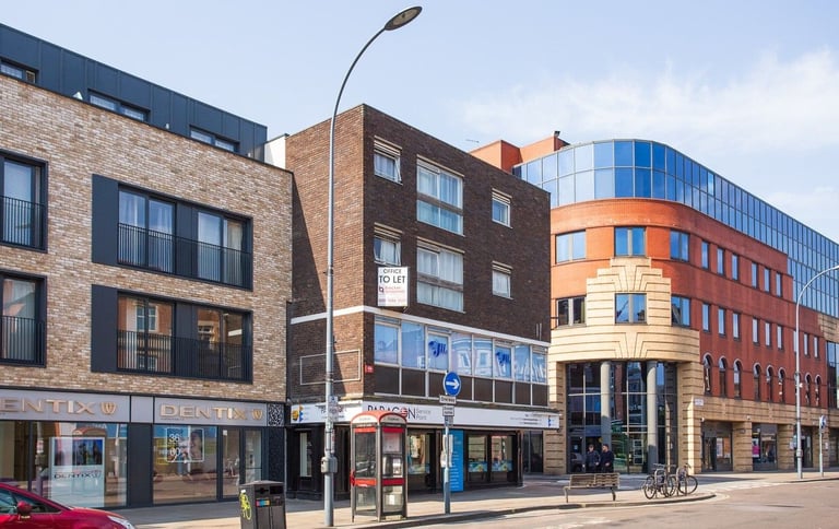Office to rent in Hammersmith W6