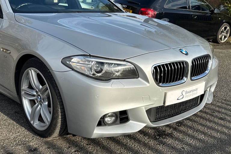 2016 BMW 5 Series 3.0 535d M Sport Touring Auto Euro 6 (s/s) 5dr Estate DIESEL Automatic