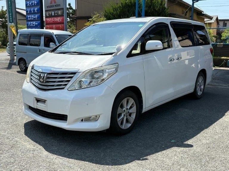 image for Toyota Alphard 3.5 V6 350 G L Package 7 Seater Luxury MPV (L78)