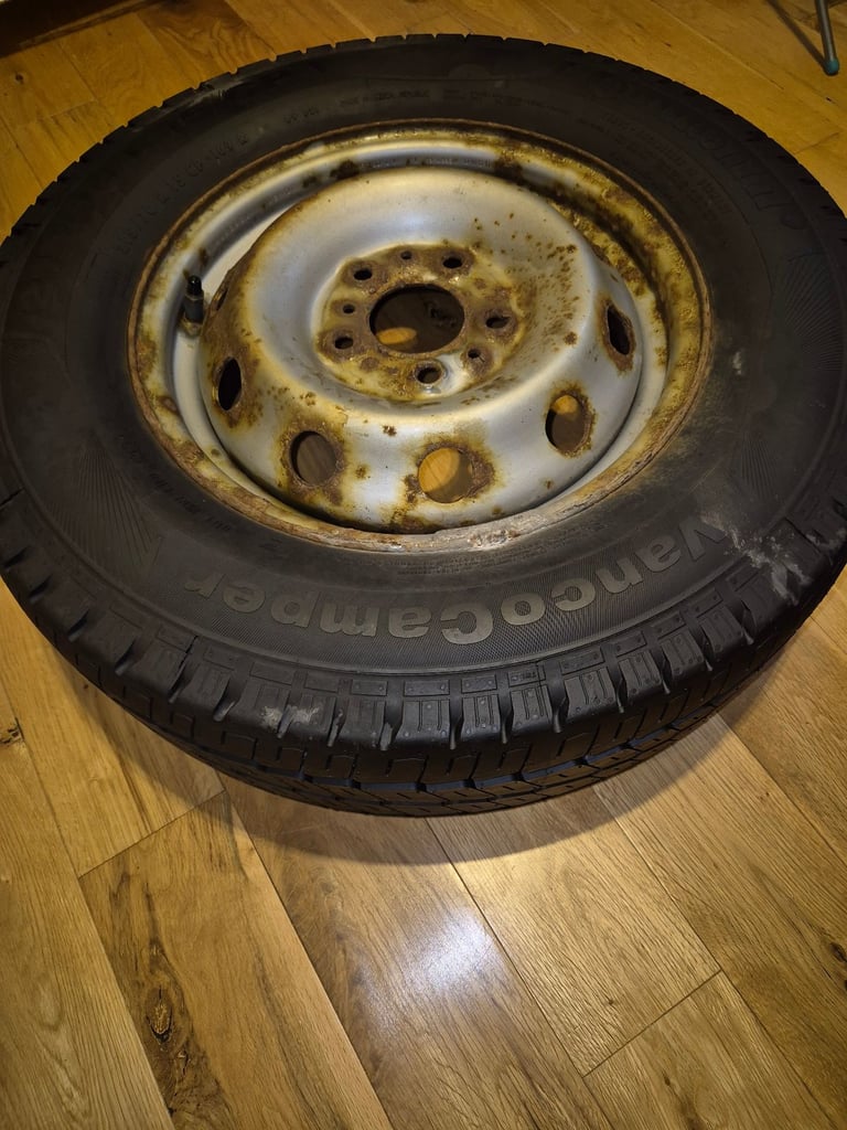 Van/motorhome spare tyre and steel wheel