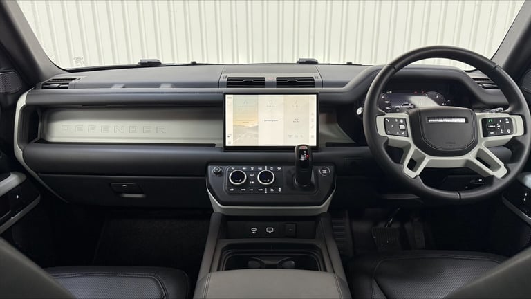 2024 Land Rover Defender Diesel Estate 3.0 D300 X-Dynamic HSE 90 3dr Auto SUV Diesel Automatic