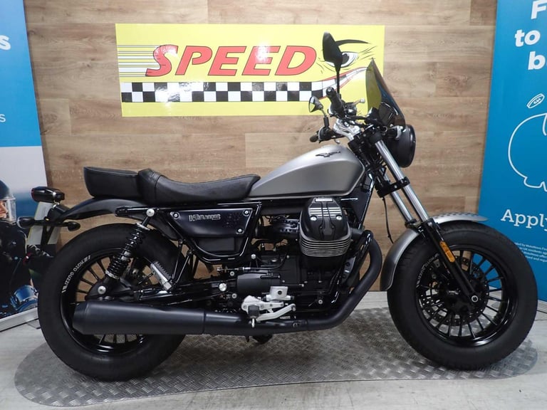 Moto Guzzi Bobber V9