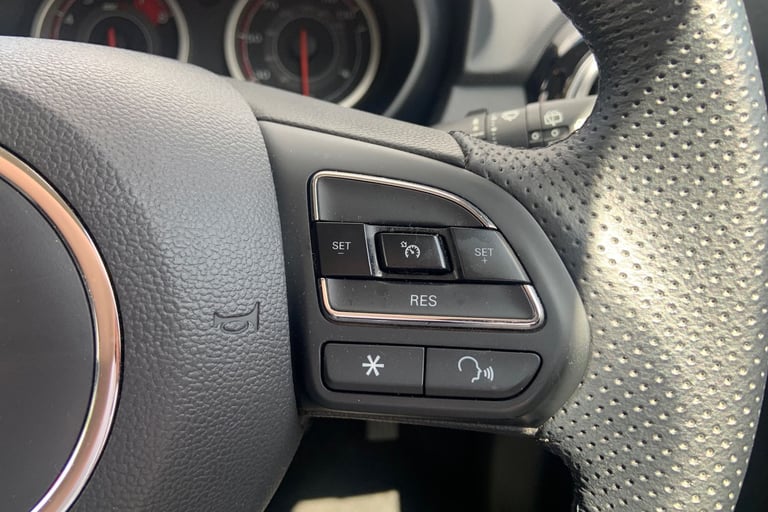 2022 MG MG3 1.5 VTi-TECH Exclusive 5dr [Navigation] HATCHBACK PETROL Manual