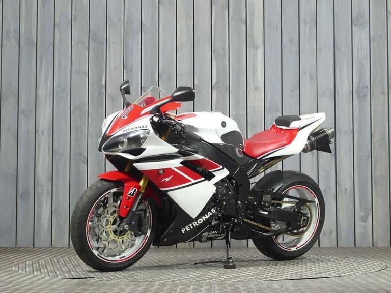 2007 57 YAMAHA R1