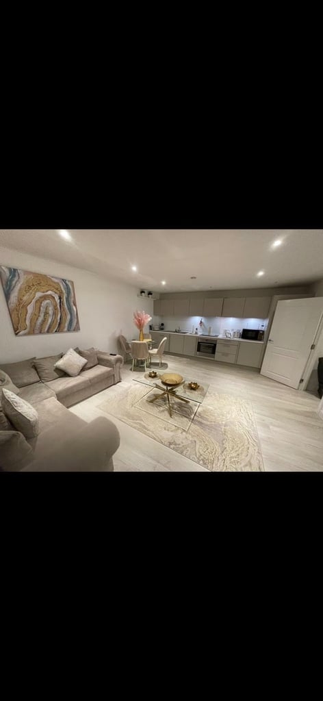 1 bedroom apartment with private balcony and parking space 