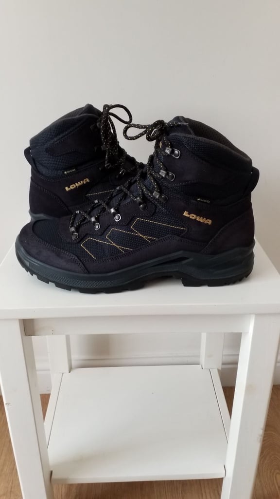 image for LOWA BOOTS SIZE 11 UK