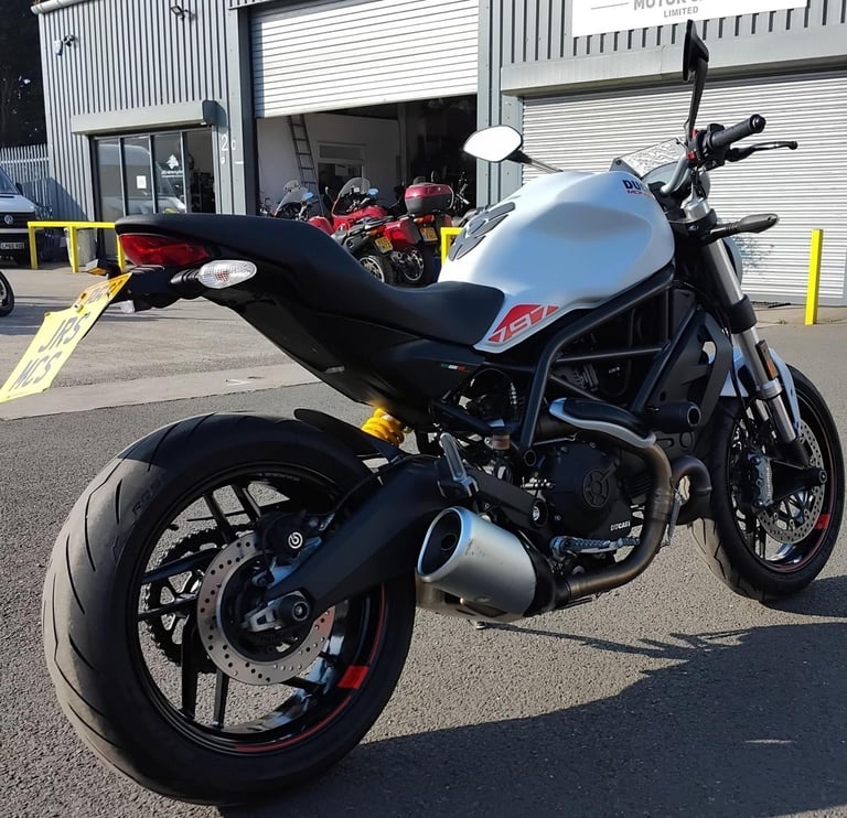 2019 69 DUCATI MONSTER M797 WHITE 10k MILES CLEAN NAKED HPI CLEAR ROADTSER