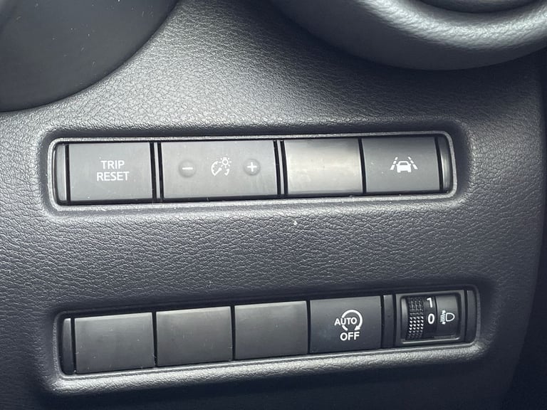  Nissan Juke 1.0 Dig T N Connecta Suv 5dr Petrol Manual Euro 6 s/s 114 Ps