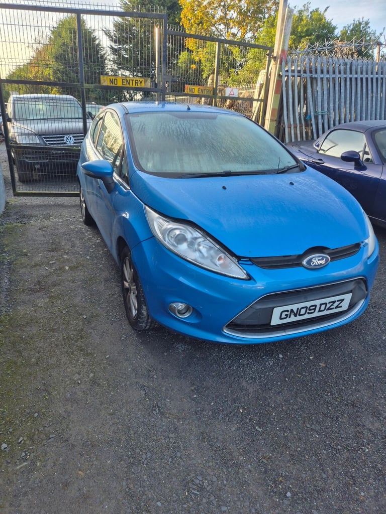 2009 FORD FIESTA 1.4 16V PETROL BREAKING FOR PARTS