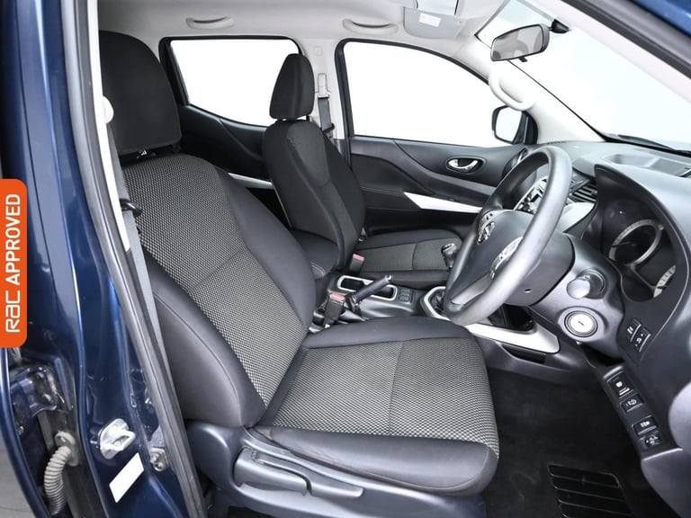 2021 Nissan Navara 2.3 dCi Acenta Pickup Double Cab 4dr Diesel Manual 4WD Euro 6 (s/s) (163 ps Pi...