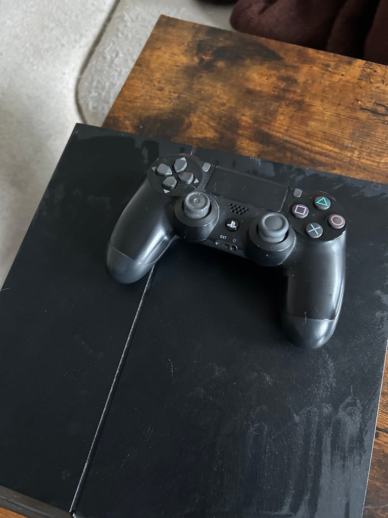  Sony PlayStation 4 500GB Home Console - Jet Black (READ DESCRIPTION)