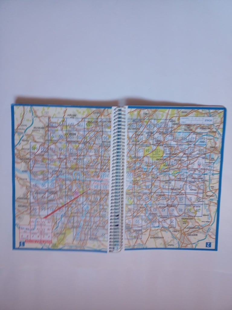 London A to Z maps book 