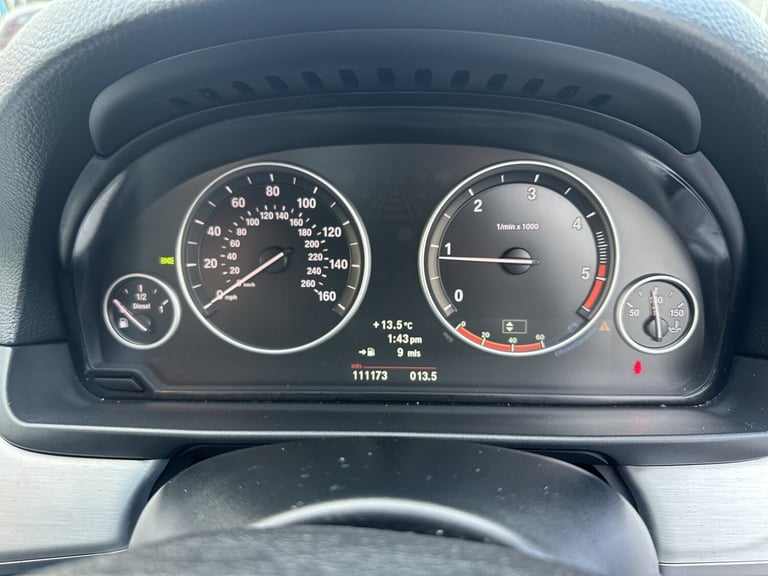 BMW 5 SERIES 2.0 520d M Sport Saloon 2011