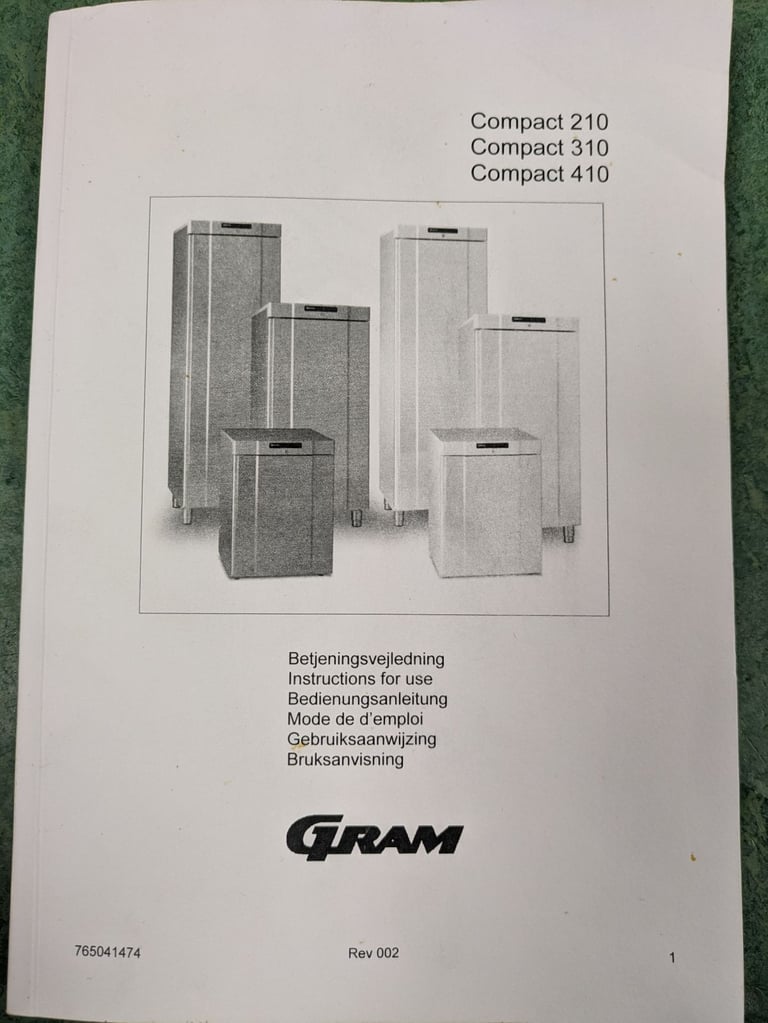 Gram 310 Commercial Fridge 