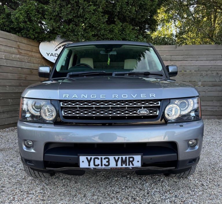 LAND ROVER RANGE ROVER SPORT 3.0 SD V6 HSE Black 2013