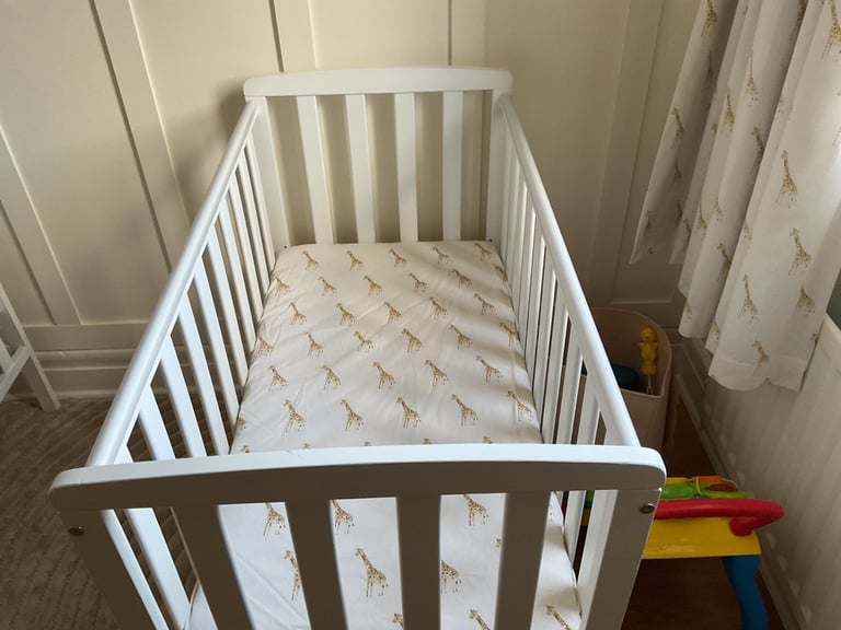 Baby cots with mattress 