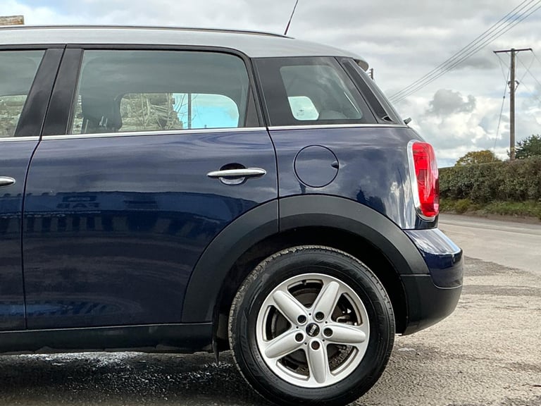 2012 MINI Countryman 1.6 Cooper Euro 5 (s/s) 5dr HATCHBACK Petrol Manual