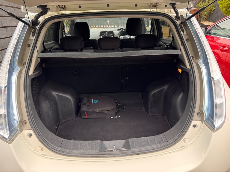 Nissan, LEAF, Hatchback, 2014, Other, 1 (cc), 5 doors