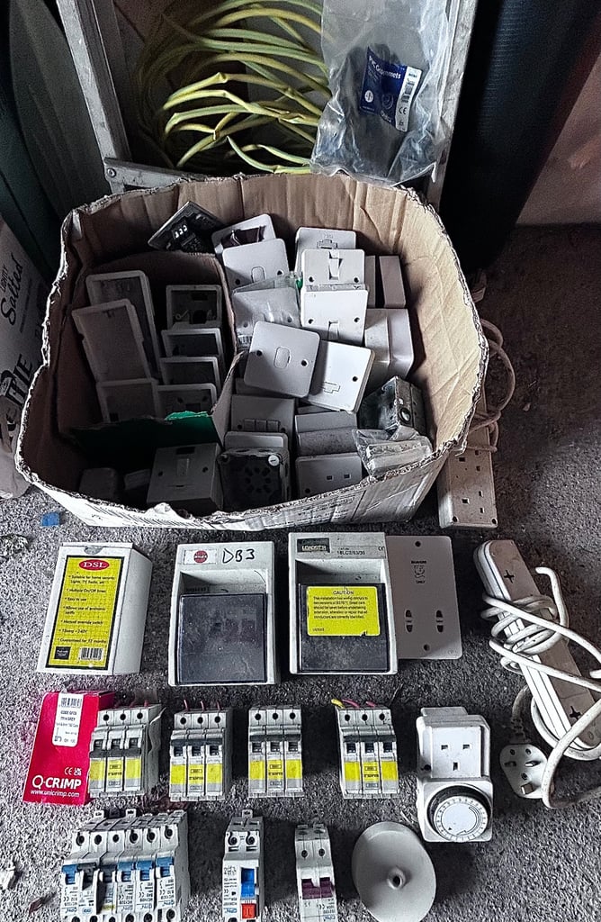 A selection of electrical materials for £100