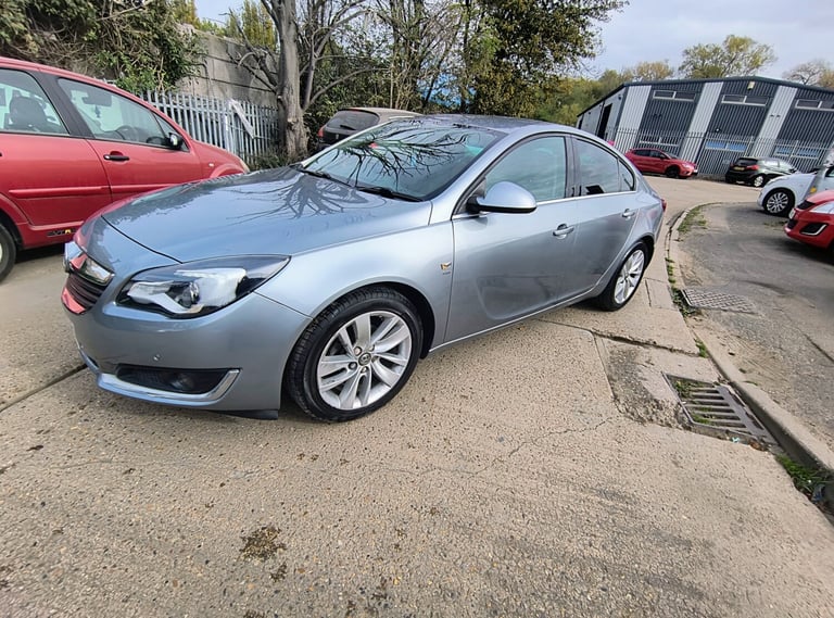 2015 Vauxhall Insignia 2.0 CDTi [140] ecoFLEX SRi Nav 5dr [Start Stop] HATCHBACK Diesel Manual