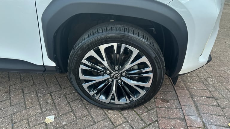 2023 Toyota Yaris Cross 1.5 Hybrid Excel 5dr CVT Hybrid Estate Estate Hybrid Automatic