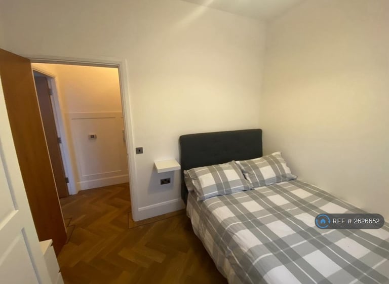 1 bedroom flat in Atlas Mill, Bolton, BL1 (1 bed) (#2626652)