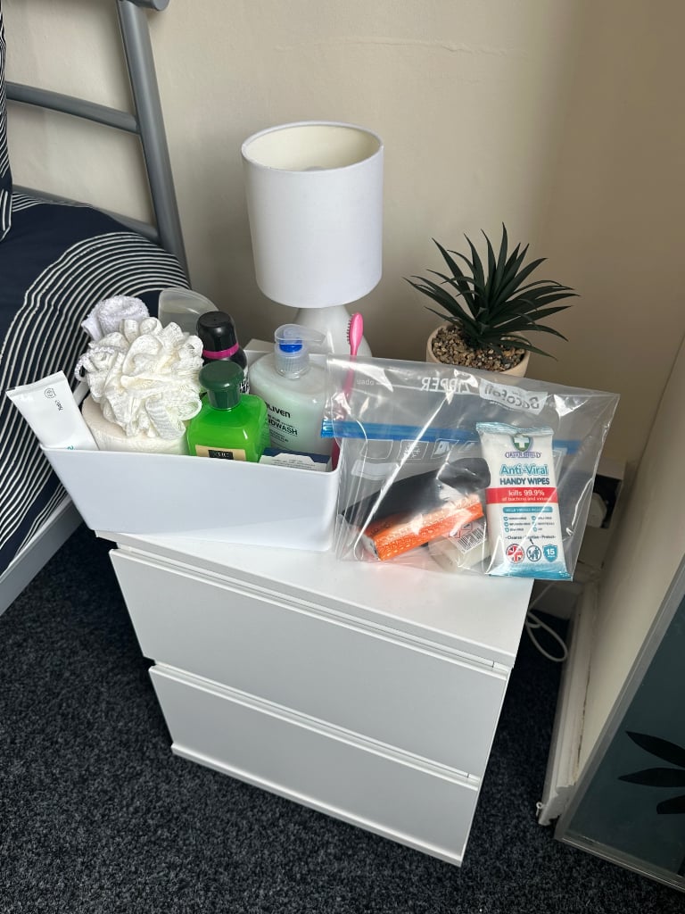 Supported Accommodation Rooms - Homeless, DSS - Low Rent - No Deposit - To Let - Temporary Ref 206