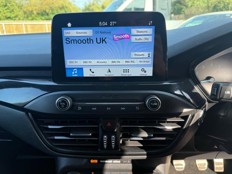 2018 Ford Focus 1.0T EcoBoost ST-Line Euro 6 (s/s) 5dr HATCHBACK Petrol Manual