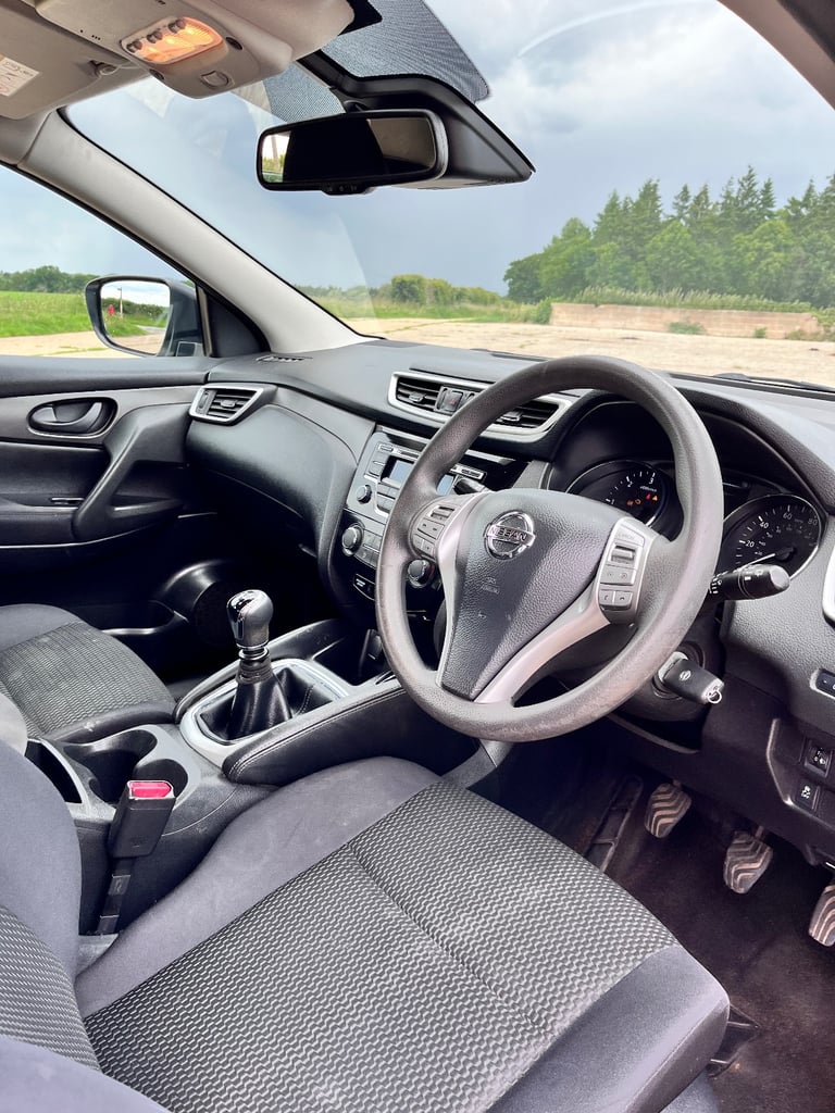 Nissan, QASHQAI, Hatchback, 2016, Manual, 1461 (cc), 5 doors
