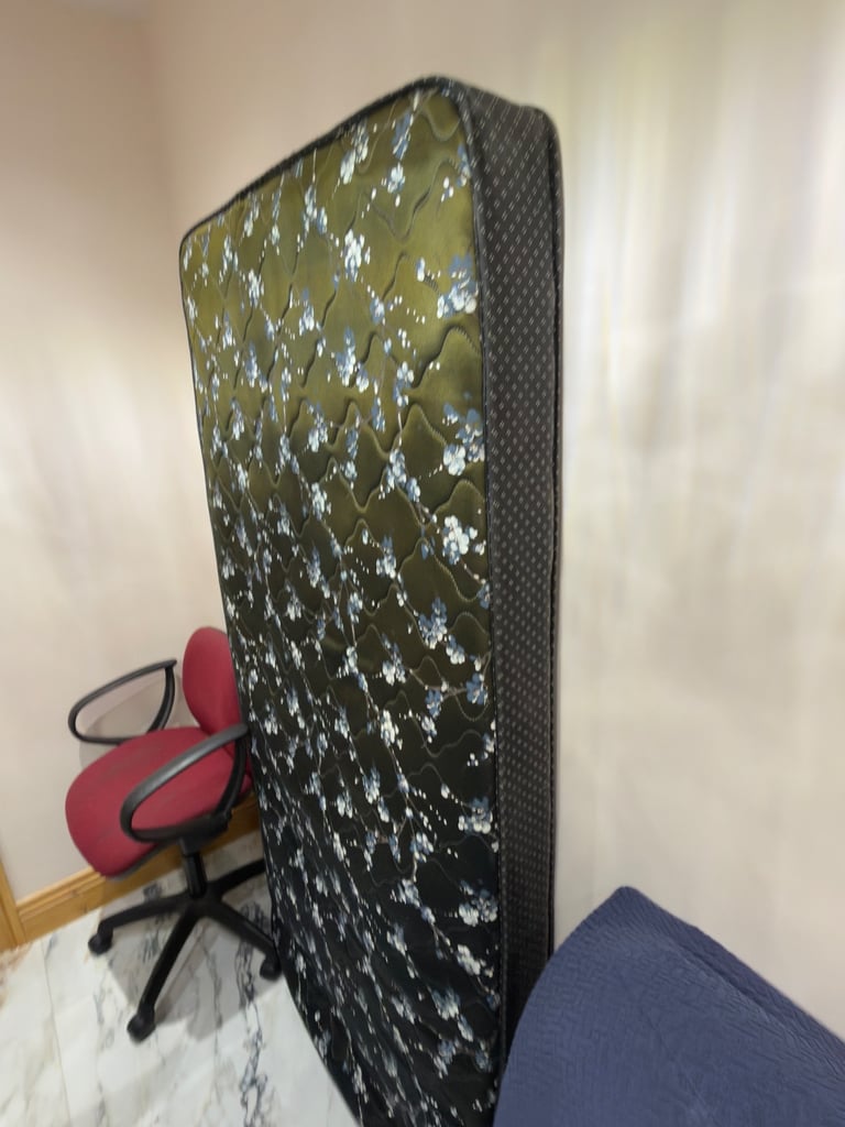 1 Single mattress FREE NEEDS TO GO ASAP